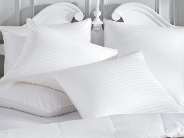 How many pillows do you have on your bed?