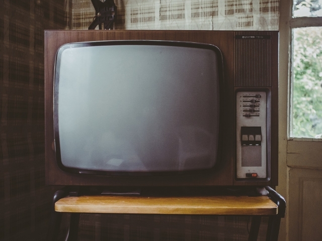 How many hours of TV do you watch per night?